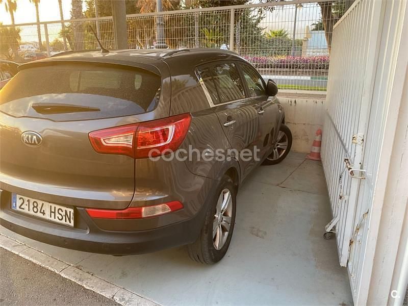 Usado Kia Sportage 135 CV (99 kW) 2013 Gris / plata SUV