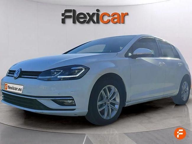 Usado VW Golf VII Advance 115 CV (84 kW) 2019 Blanco Berlina