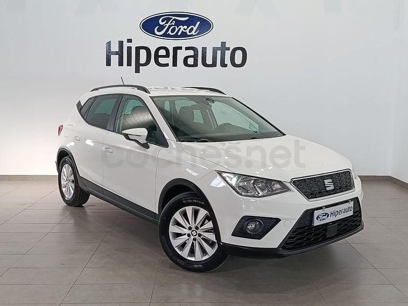 Usado Seat Arona Style 95 CV (69 kW) 2019 Blanco SUV