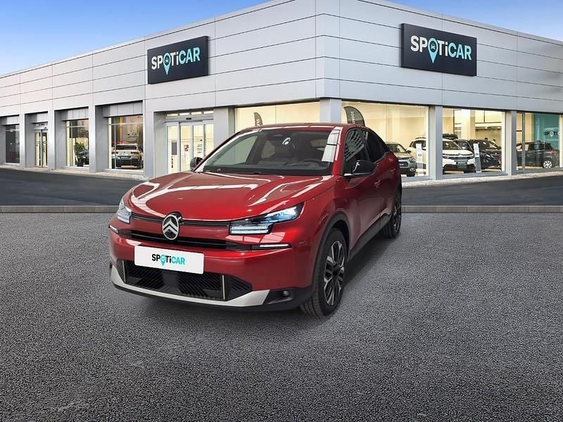 Rojo Usado 2025 Citroën C4 Berlina | 24.400 € (Un poco caro) - Imagen 1/3