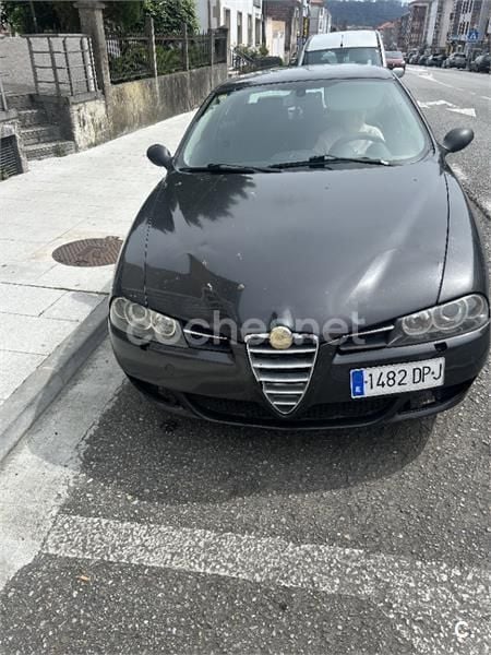Negro Usado 2006 Alfa Romeo 156 Distinctive Familiar | 1600 € - Imagen 1/4