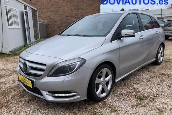 Usado Mercedes B200 135 CV (99 kW) 2014 Monovolumen