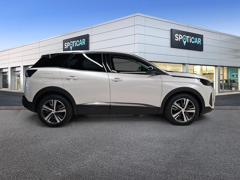 Usado Peugeot 3008 Allure 130 CV (95 kW) 2023 Blanco SUV