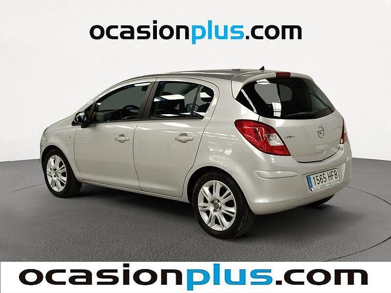 Usado Opel Corsa 95 CV (69 kW) 2011 Gris plata Utilitario