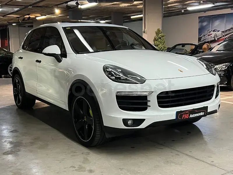 Usado Porsche Cayenne S E-Hybrid 416 CV (305 kW) 2016 Blanco SUV