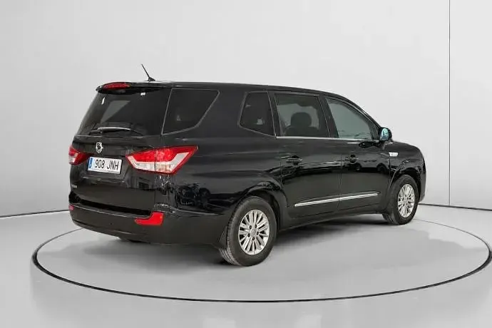 Usado SsangYong Rodius 178 CV (130 kW) 2016 Monovolumen