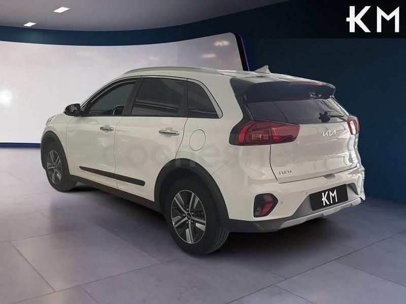 Usado Kia Niro 141 CV (103 kW) 2022 Blanco SUV