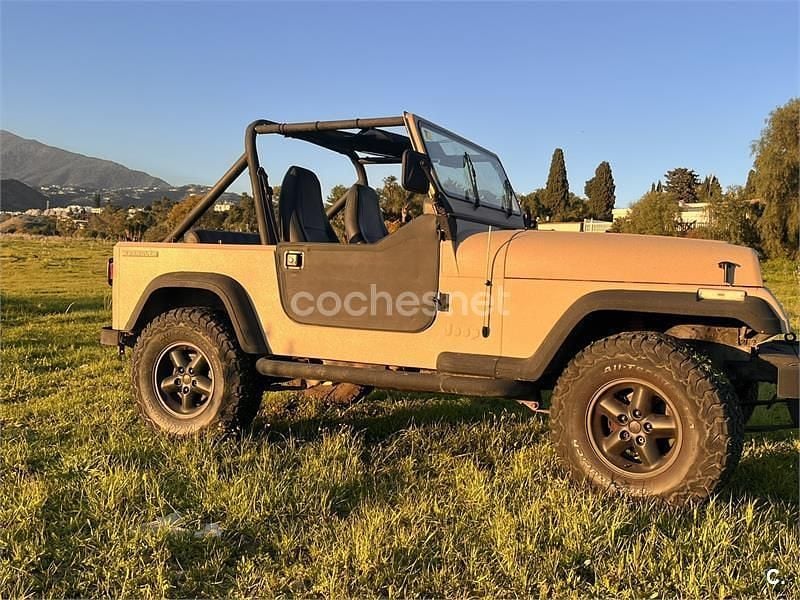 Usado Jeep Wrangler 121 CV (88 kW) 1991 Beige SUV
