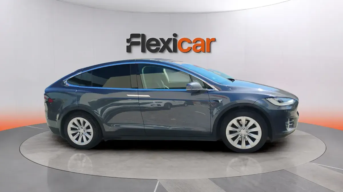 Usado Tesla Model X 386 kW (525 CV) 2018 Gris SUV