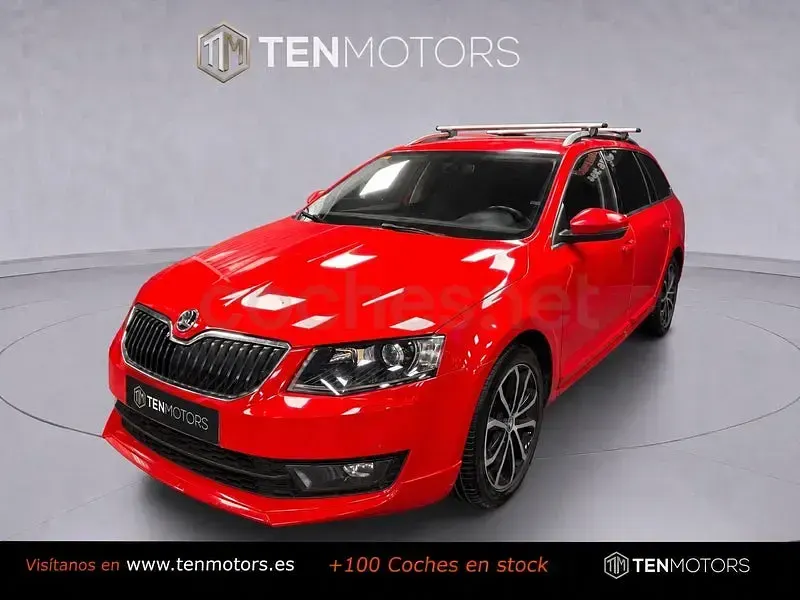 Usado Skoda Octavia Style 150 CV (110 kW) 2016 Granate Familiar