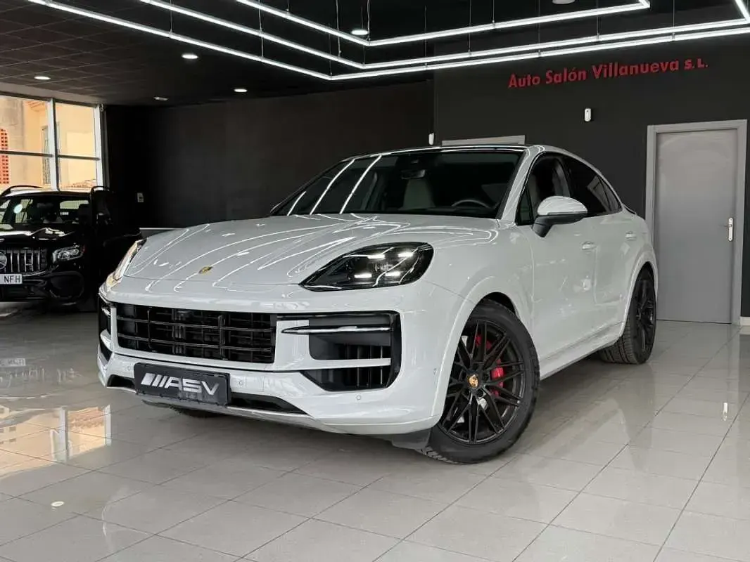 Usado Porsche Cayenne 519 CV (381 kW) 2024 Beige SUV