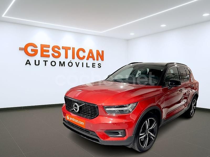 Rojo Usado 2020 Volvo XC40 Business Edition SUV | 24.990 € (Precio justo) - Imagen 1/4