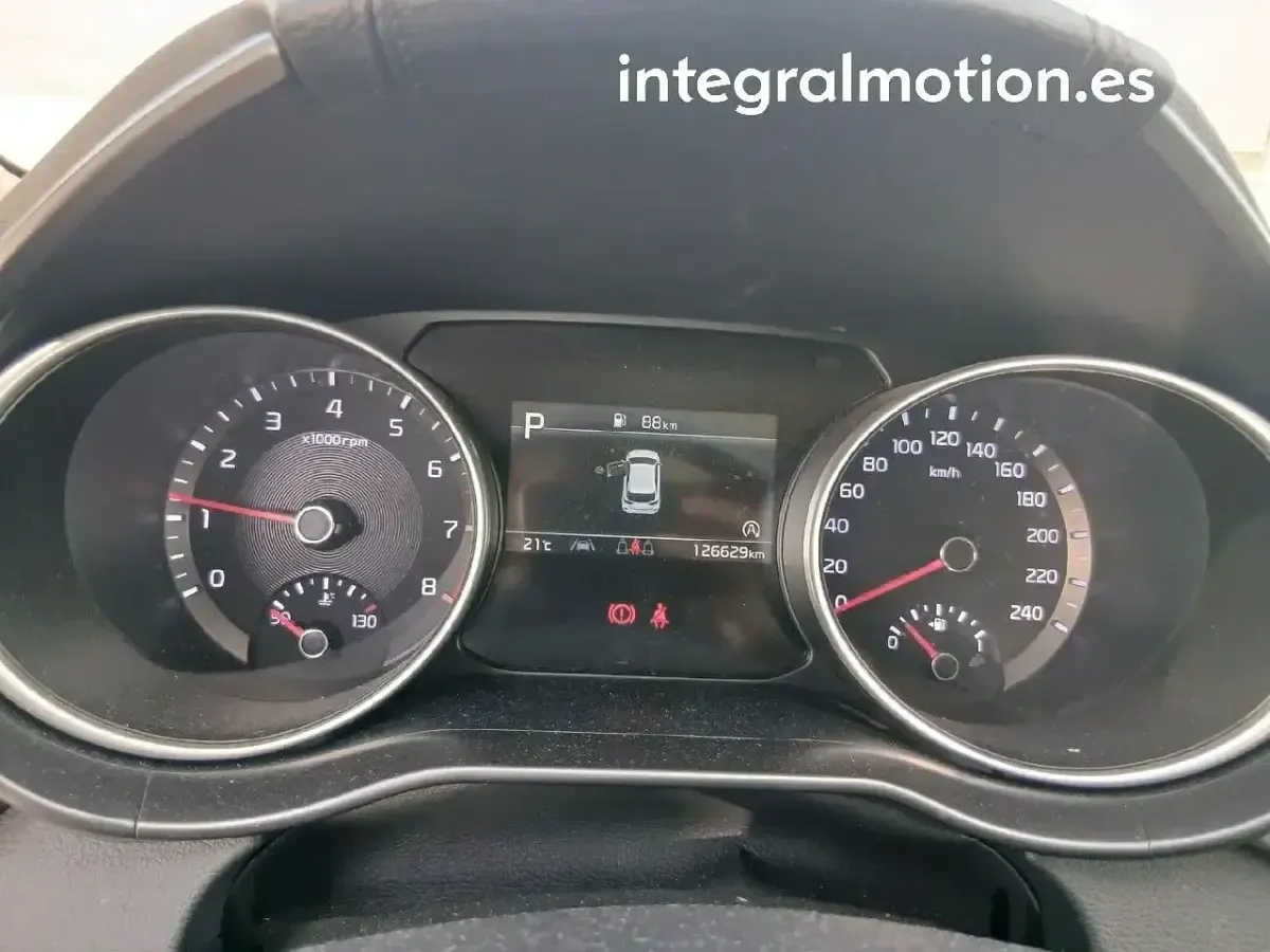 Usado Kia Ceed 120 CV (88 kW) 2022 Gris Utilitario