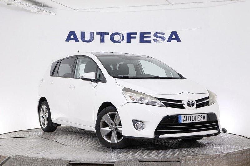Usado Toyota Verso Advance 132 CV (97 kW) 2014 Blanco Monovolumen
