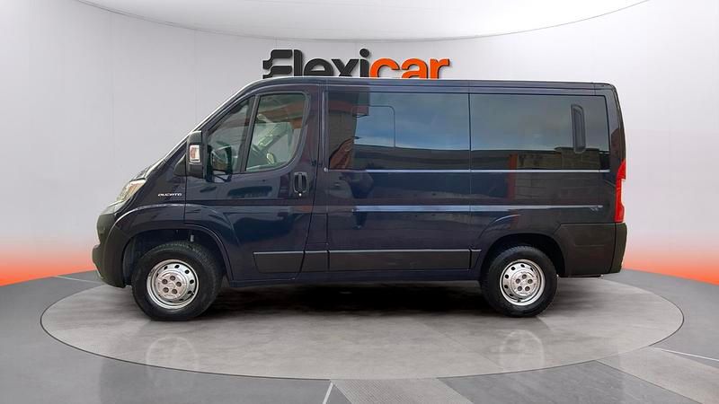 Usado Fiat Ducato 150 CV (110 kW) 2018 Azul Van