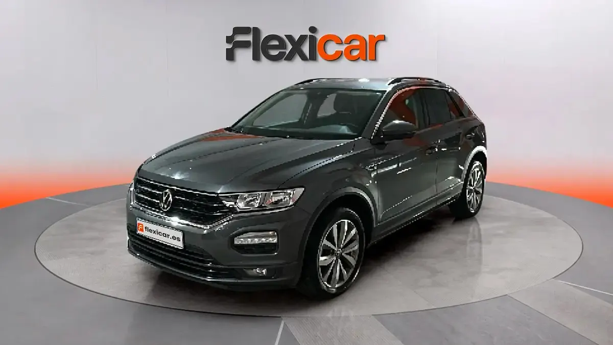 Usado VW T-Roc Advance 110 CV (80 kW) 2022 Gris SUV