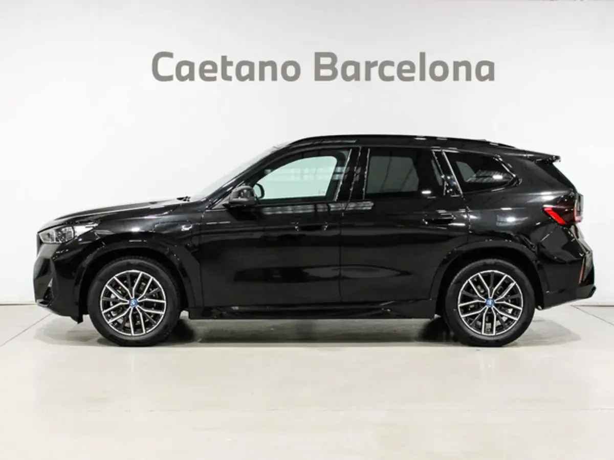 Usado BMW X1 Comfort Edition 245 CV (180 kW) 2025 Negro SUV