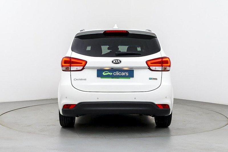 Usado Kia Carens 115 CV (84 kW) 2016 Blanco Monovolumen