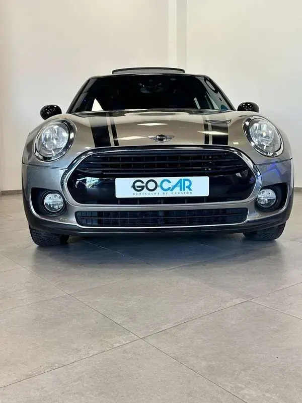 Usado Mini Cooper Clubman 136 CV (100 kW) 2017 Gris Familiar