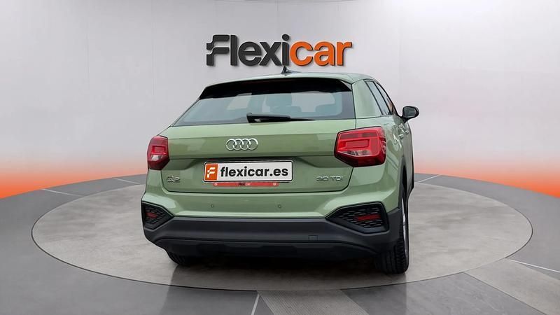 Usado Audi Q2 Premium 116 HP (85 kW) 2021 Azul SUV