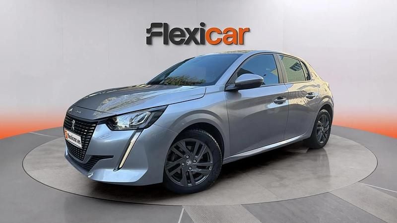 Usado Peugeot 208 Active 101 CV (74 kW) 2021 Gris Utilitario