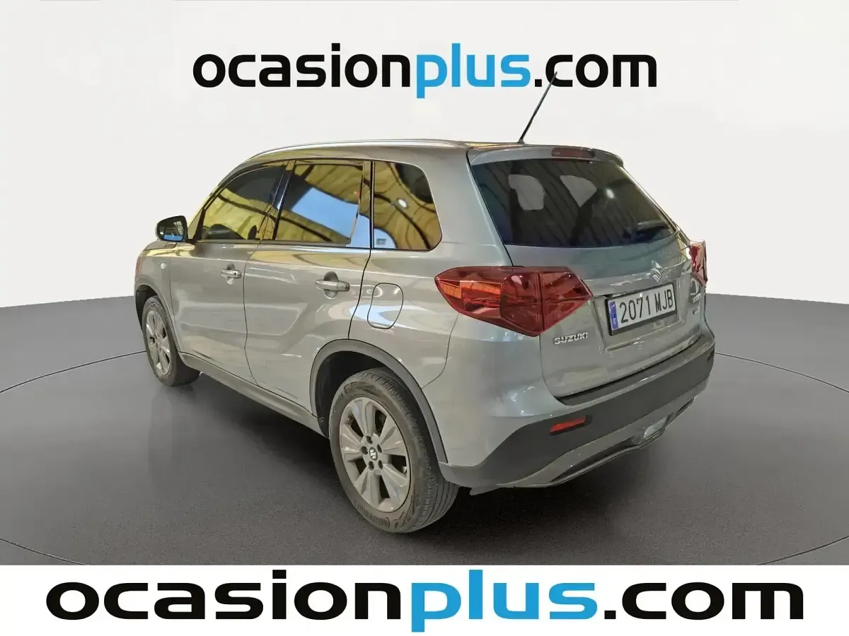 Usado Suzuki Vitara 129 CV (94 kW) 2023 Gris SUV