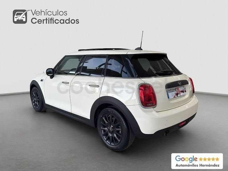 Usado Mini ONE 102 CV (75 kW) 2019 Beige Utilitario