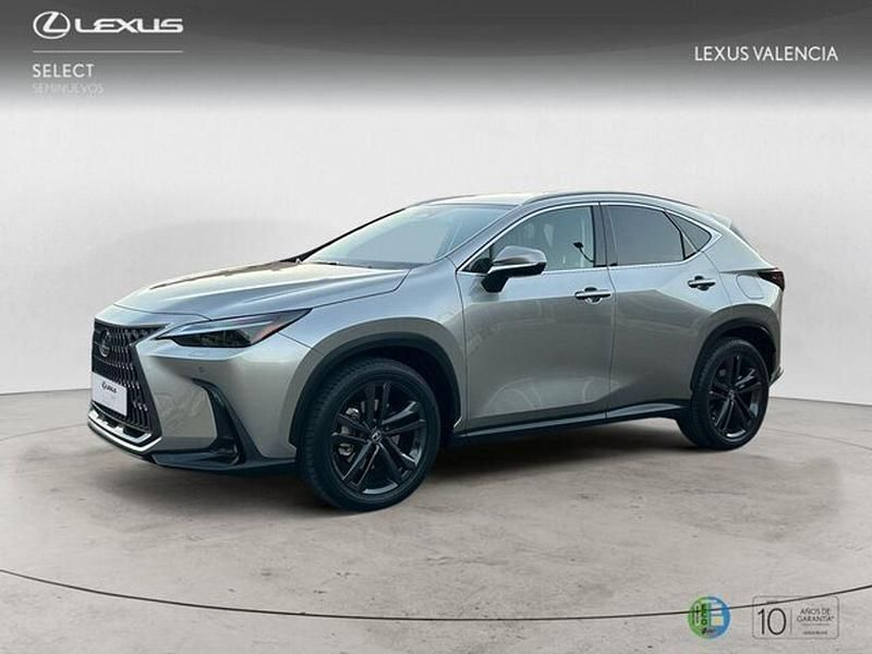 Gris / plata Usado 2025 Lexus NX450h+ Executive Line SUV | 58.450 € (Un poco caro) - Imagen 1/4