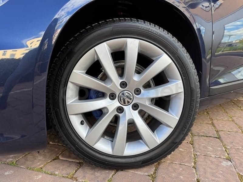 Begagnad VW Scirocco R-line 150 HK (110 kW) 2015 Blå Sportkupé
