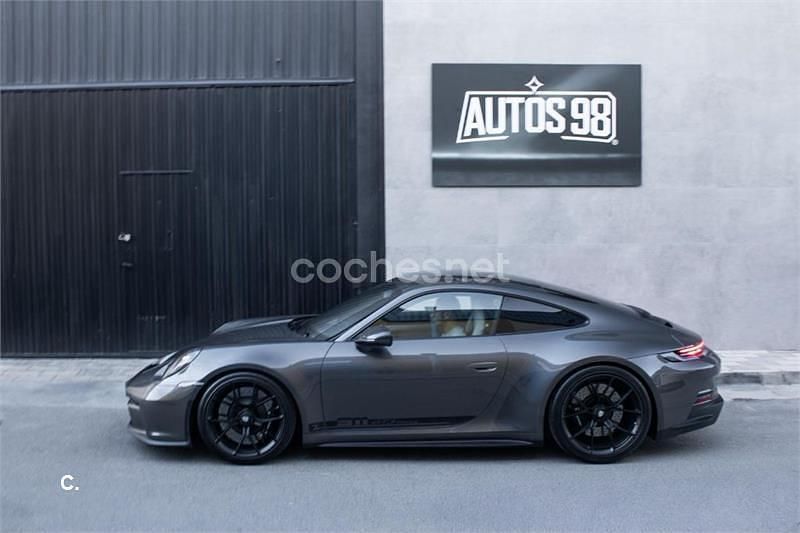 Gris / plata Usado 2024 Porsche 911 GT3 Coupe | 239.900 € - Imagen 1/4