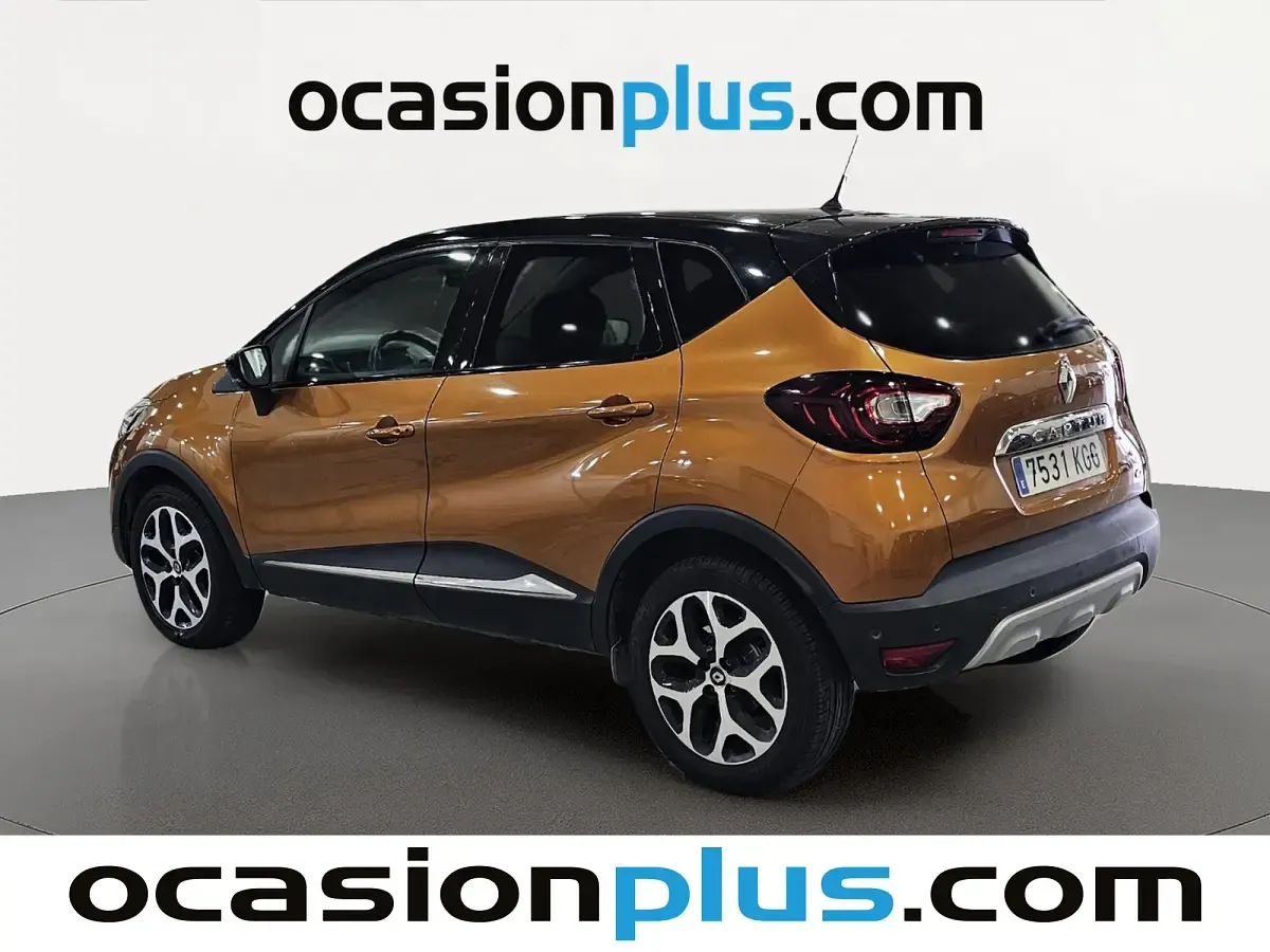 Usado Renault Captur Zen 90 CV (66 kW) 2017 Naranja SUV