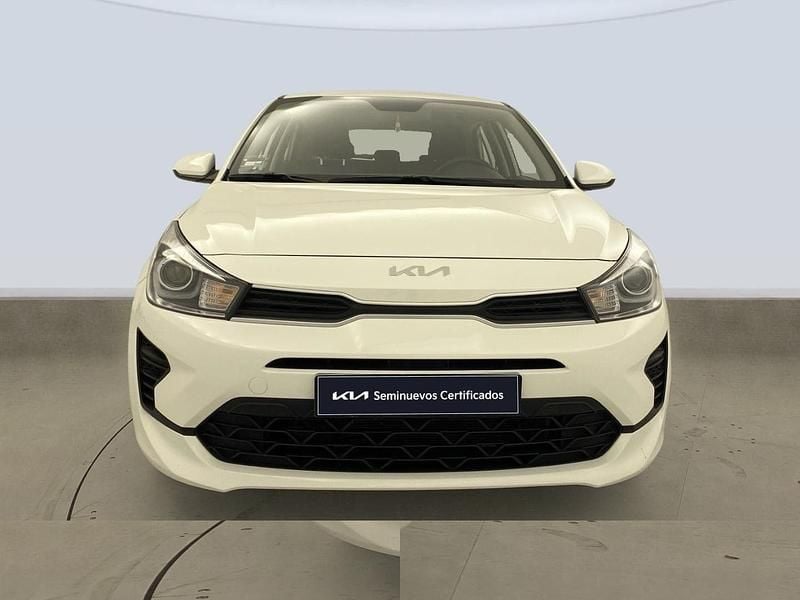 Usado Kia Rio 84 CV (61 kW) 2022 Blanco