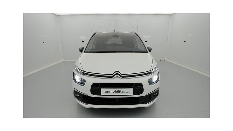 Usado Citroën C4 SpaceTourer Shine 130 CV (95 kW) 2021 Polarweiß Monovolumen