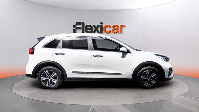 Usado Kia Niro 141 HP (103 kW) 2021 Branco SUV
