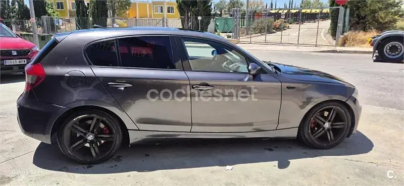 Usado BMW 120 Advantage 163 CV (119 kW) 2007 Gris / plata Utilitario