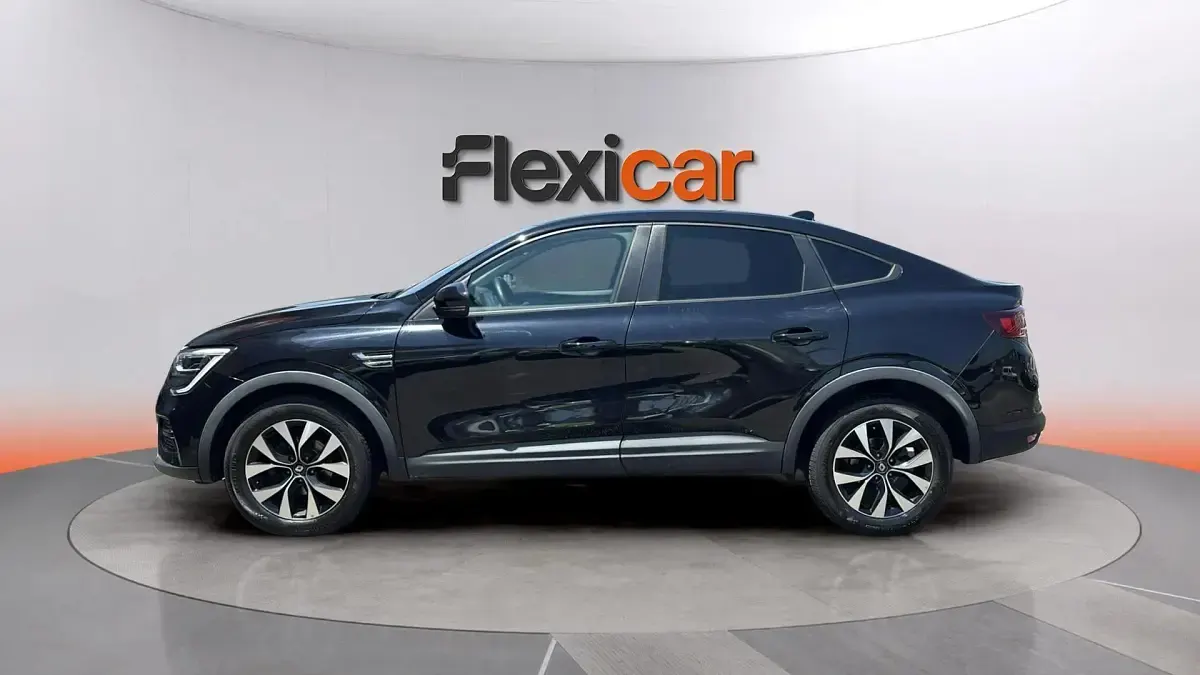 Usado Renault Arkana Evolution 140 CV (102 kW) 2023 Negro SUV