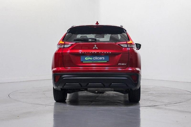 Usado Mitsubishi Eclipse Cross 188 CV (138 kW) 2021 Rojo SUV