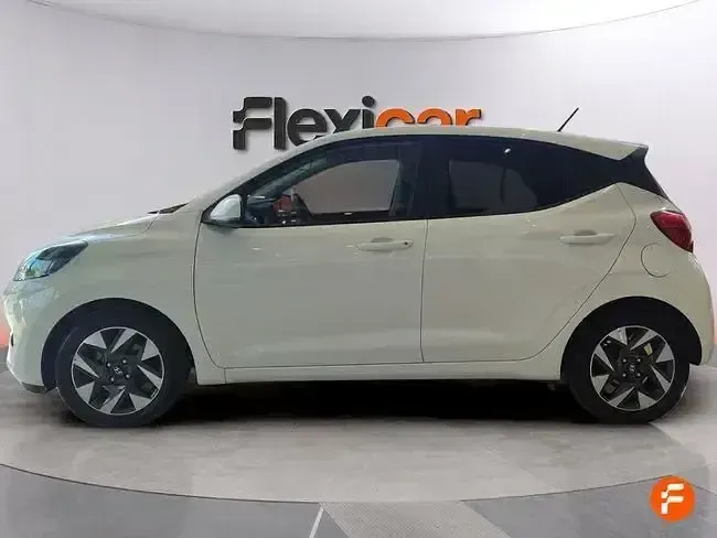 Usado Hyundai i10 67 CV (49 kW) 2024 Blanco Utilitario