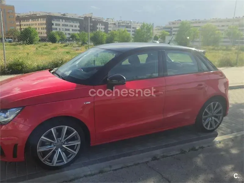 Usado Audi A1 Sportback S-Line 86 CV (63 kW) 2013 Rojo Utilitario