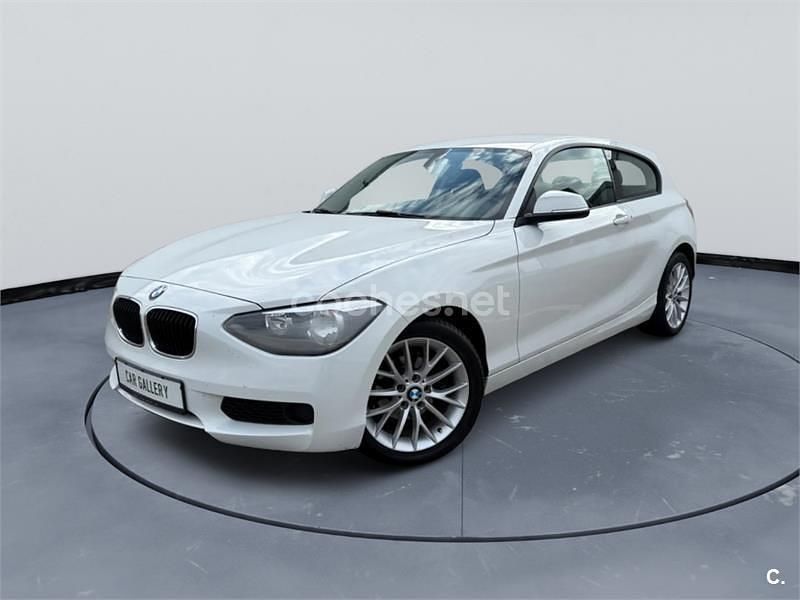 Usado BMW 118 Sport Line 143 CV (105 kW) 2013 Blanco Utilitario