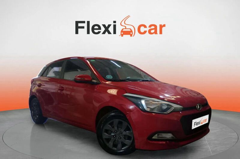 Granate Usado 2018 Hyundai i20 Berlina | 8290 € (Buen precio) - Imagen 1/4