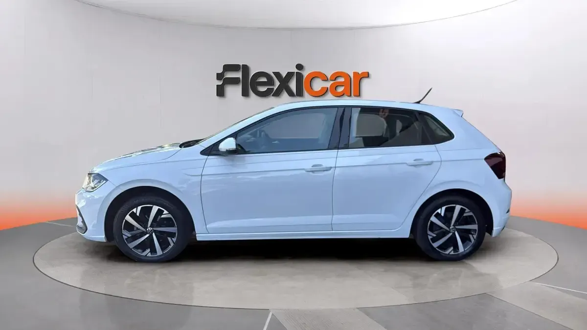Usado VW Polo Life 95 CV (69 kW) 2022 Blanco Utilitario