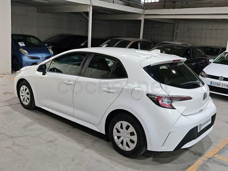 Usado Toyota Corolla Business Edition 122 CV (89 kW) 2020 Blanco Berlina