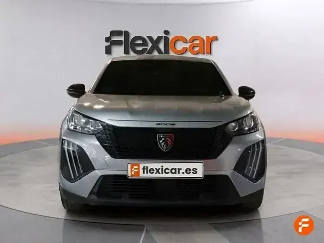 Usado Peugeot 2008 Active 100 CV (73 kW) 2023 Gris SUV