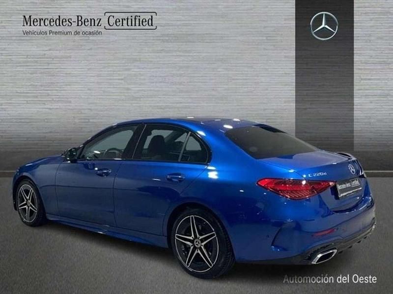 Usado Mercedes C220 AMG line 203 CV (149 kW) 2022 Azul Berlina