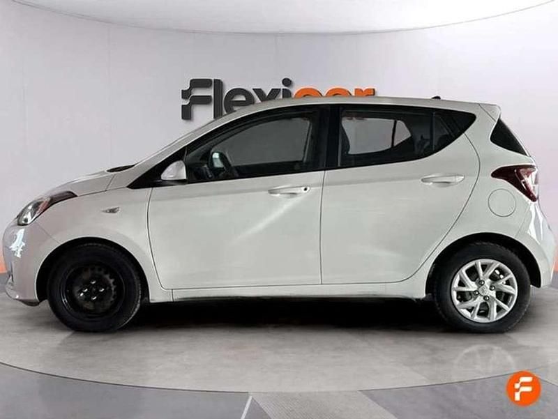 Usado Hyundai i10 67 CV (49 kW) 2020 Blanco Utilitario