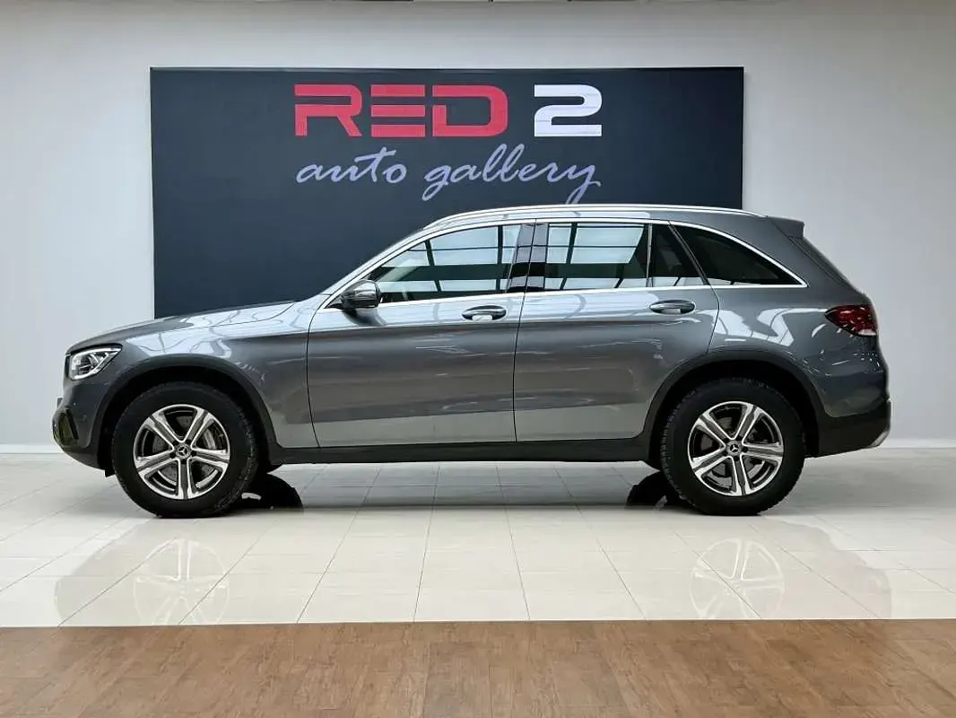 Usado Mercedes GLC300e 320 HP (235 kW) 2021 Cinzento Coupé