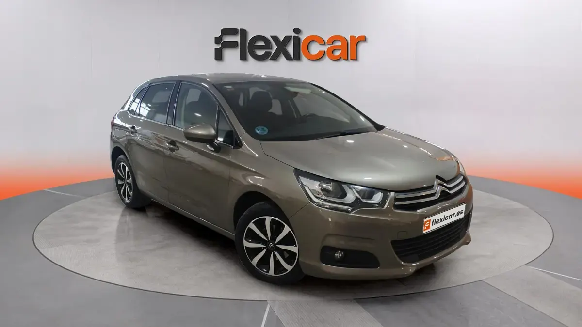 Begagnad Citroën C4 Feel 110 HK (80 kW) 2017 Sedan