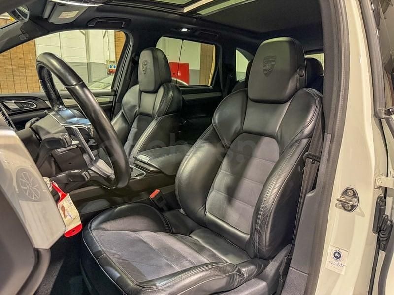 Usado Porsche Cayenne Platinum Edition 262 CV (192 kW) 2017 Blanco SUV