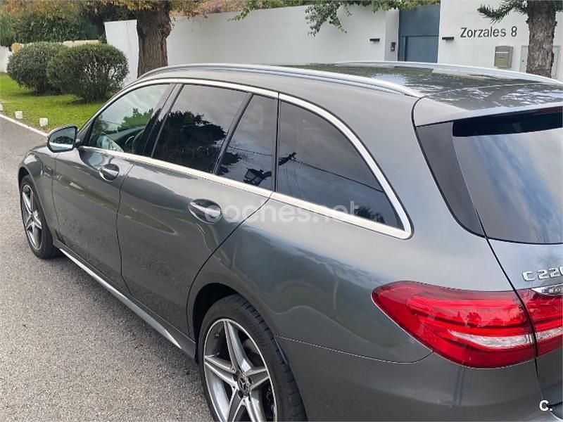 Usado Mercedes C220 170 CV (125 kW) 2018 Gris / plata Familiar